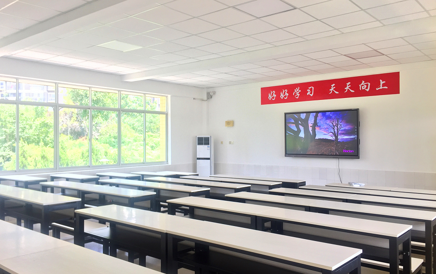 
長沙博雅衛生中等專業學校教室